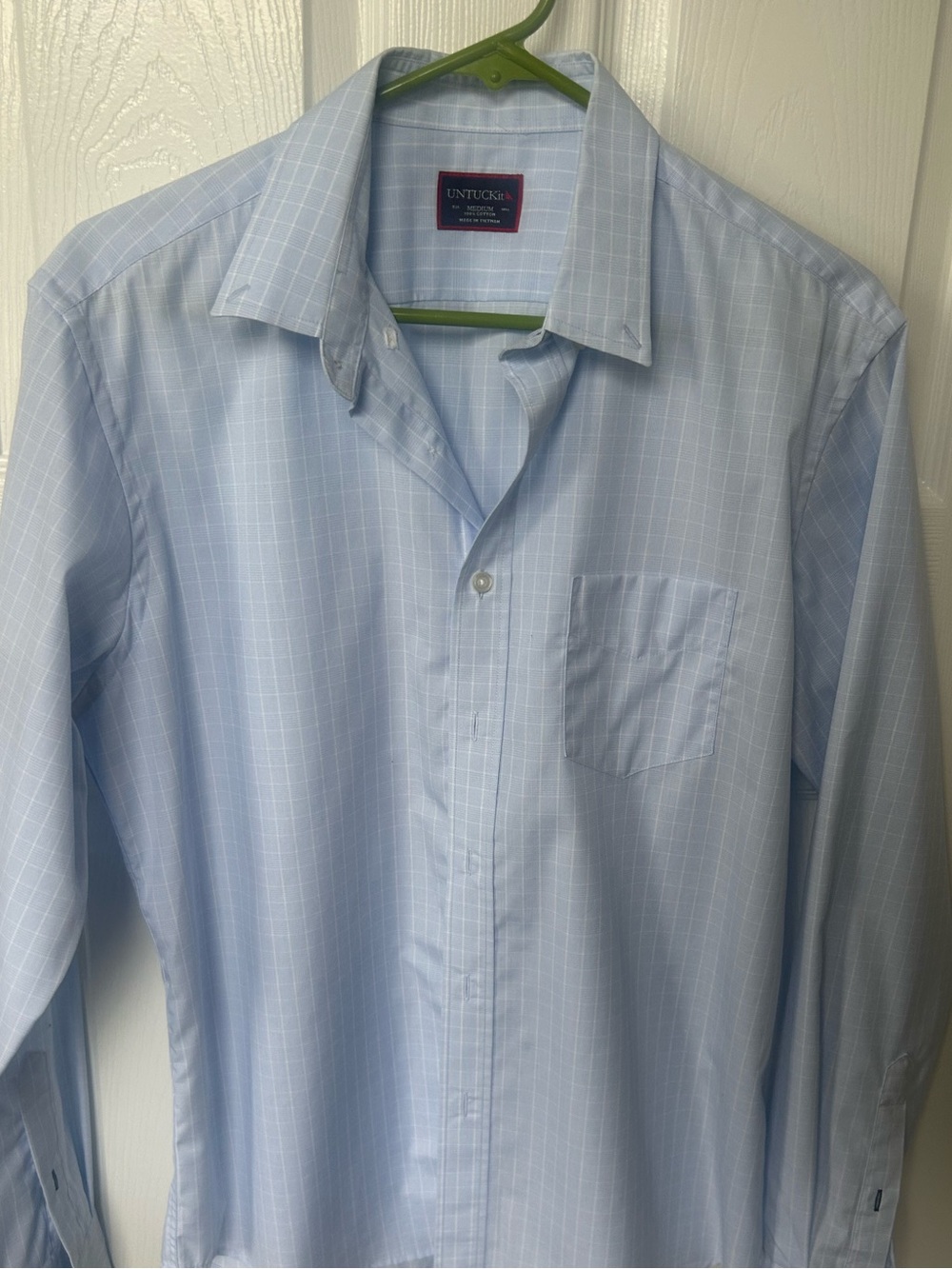 Untuckit Men’s Light Blue Windowpane Dress Shirt. Size M Medium